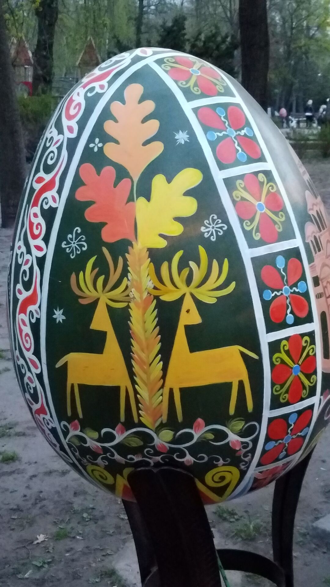 Giant psanky egg in Kyiv